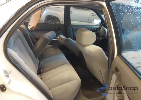 1994 Toyota Camry Le из США, поврежденный, VIN 4T1GK12E3RU025628